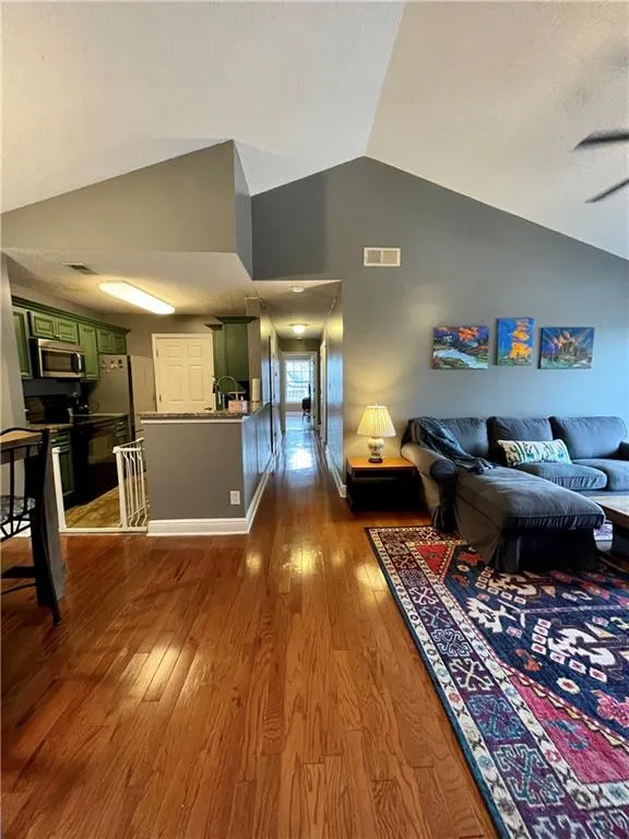 6311 Santa Fe Parkway, Sandy Springs, Georgia 30350, 3 Bedrooms Bedrooms, ,2 BathroomsBathrooms,Residential,Sold,6311 Santa Fe Parkway,6984938