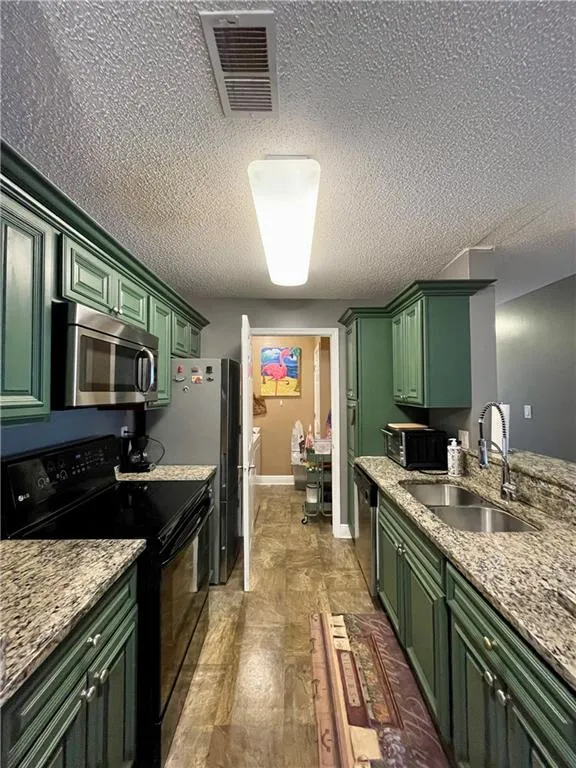 6311 Santa Fe Parkway, Sandy Springs, Georgia 30350, 3 Bedrooms Bedrooms, ,2 BathroomsBathrooms,Residential,Sold,6311 Santa Fe Parkway,6984938