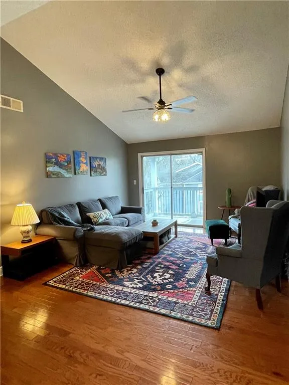 6311 Santa Fe Parkway, Sandy Springs, Georgia 30350, 3 Bedrooms Bedrooms, ,2 BathroomsBathrooms,Residential,Sold,6311 Santa Fe Parkway,6984938