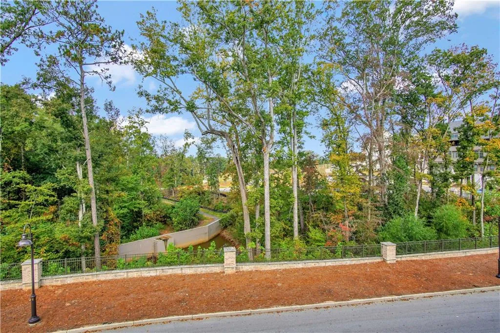 6605 Encore Boulevard, Sandy Springs, Georgia 30328, 3 Bedrooms Bedrooms, ,3 BathroomsBathrooms,Residential,Sold,6605 Encore Boulevard,6797698