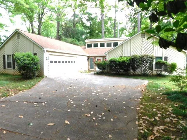 1710 Pine Road, Marietta, Georgia 30062