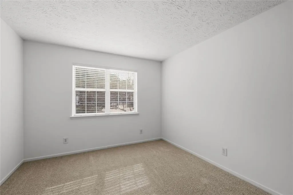 6808 Glenridge Drive Unit J, Atlanta, Georgia 30328, 2 Bedrooms Bedrooms, ,2 BathroomsBathrooms,Residential,For Sale,6808 Glenridge Drive Unit J,7711701