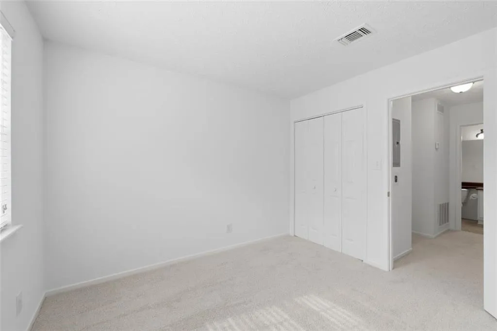 6808 Glenridge Drive Unit J, Atlanta, Georgia 30328, 2 Bedrooms Bedrooms, ,2 BathroomsBathrooms,Residential,For Sale,6808 Glenridge Drive Unit J,7711701