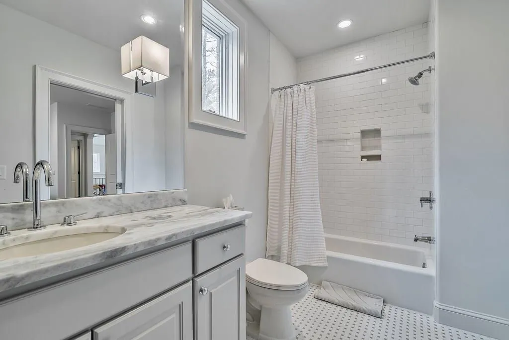 4797 Rebel Trail, Sandy Springs, Georgia 30327, 5 Bedrooms Bedrooms, ,5 BathroomsBathrooms,Residential,Sold,4797 Rebel Trail,5968709