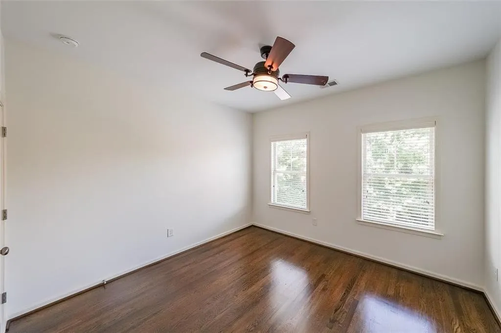 915 Dumaine Trace, Atlanta, Georgia 30328, 4 Bedrooms Bedrooms, ,3 BathroomsBathrooms,Residential,For Sale,915 Dumaine Trace,7613407