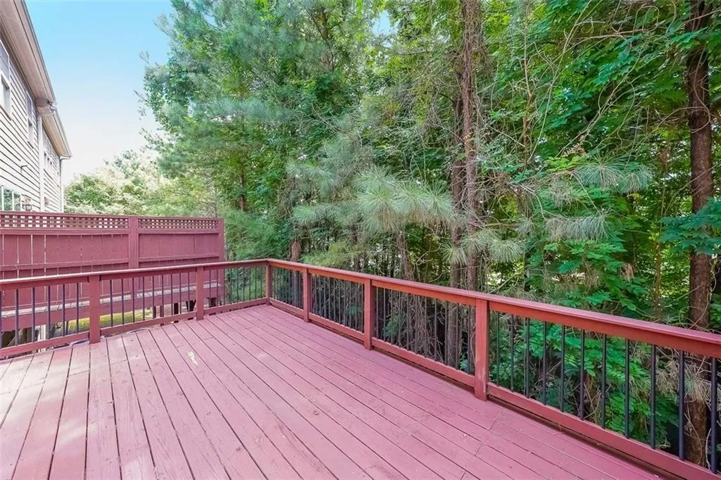 915 Dumaine Trace, Atlanta, Georgia 30328, 4 Bedrooms Bedrooms, ,3 BathroomsBathrooms,Residential,For Sale,915 Dumaine Trace,7613407