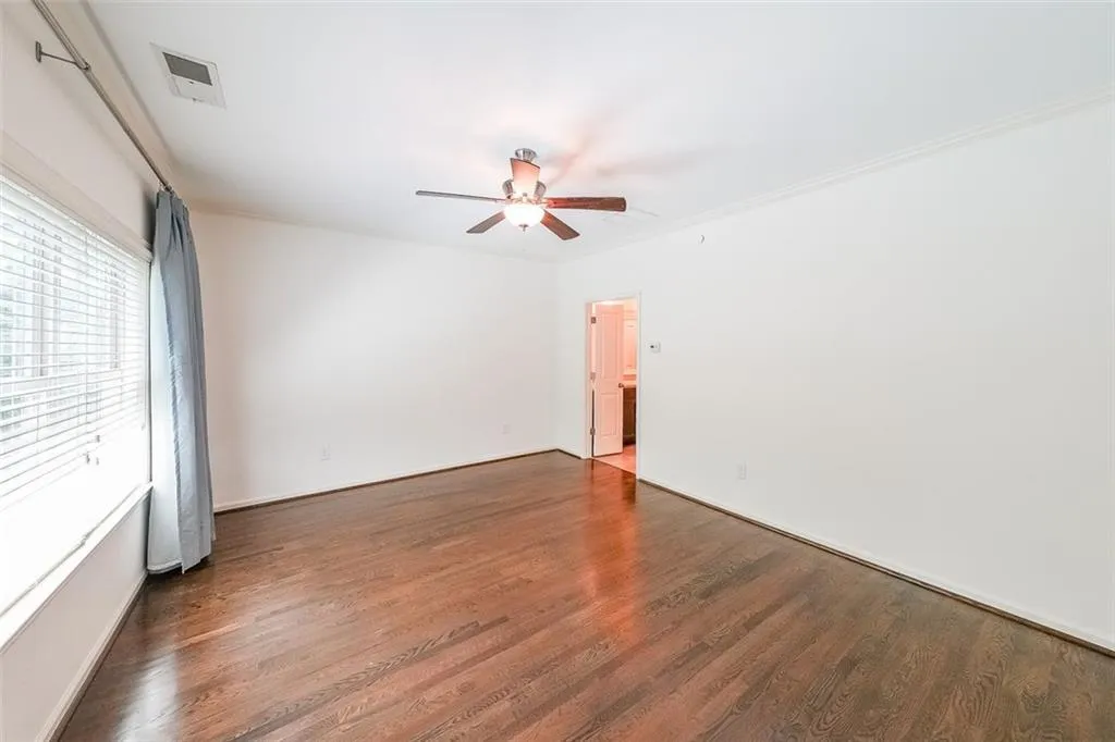 915 Dumaine Trace, Atlanta, Georgia 30328, 4 Bedrooms Bedrooms, ,3 BathroomsBathrooms,Residential,For Sale,915 Dumaine Trace,7613407