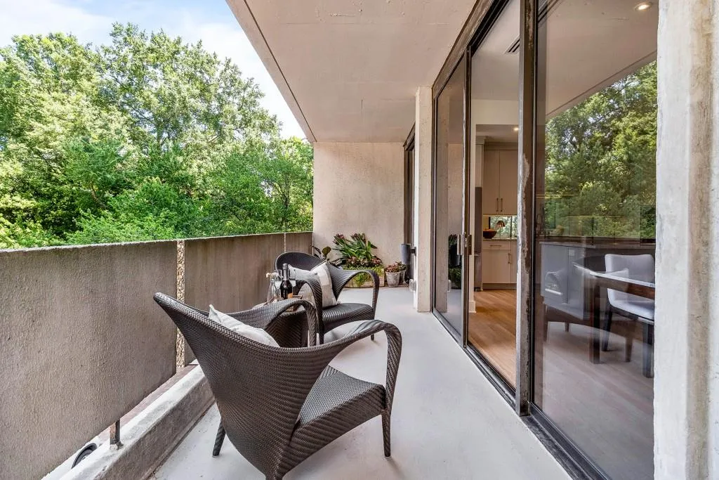 2575 Peachtree Road Ne Unit 6g, Atlanta, Georgia 30305, 2 Bedrooms Bedrooms, 0 ,2 BathroomsBathrooms,Residential,For Sale,2575 Peachtree Road Ne Unit 6g,7742953