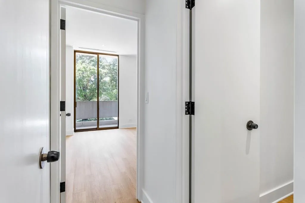2575 Peachtree Road Ne Unit 6g, Atlanta, Georgia 30305, 2 Bedrooms Bedrooms, 0 ,2 BathroomsBathrooms,Residential,For Sale,2575 Peachtree Road Ne Unit 6g,7742953