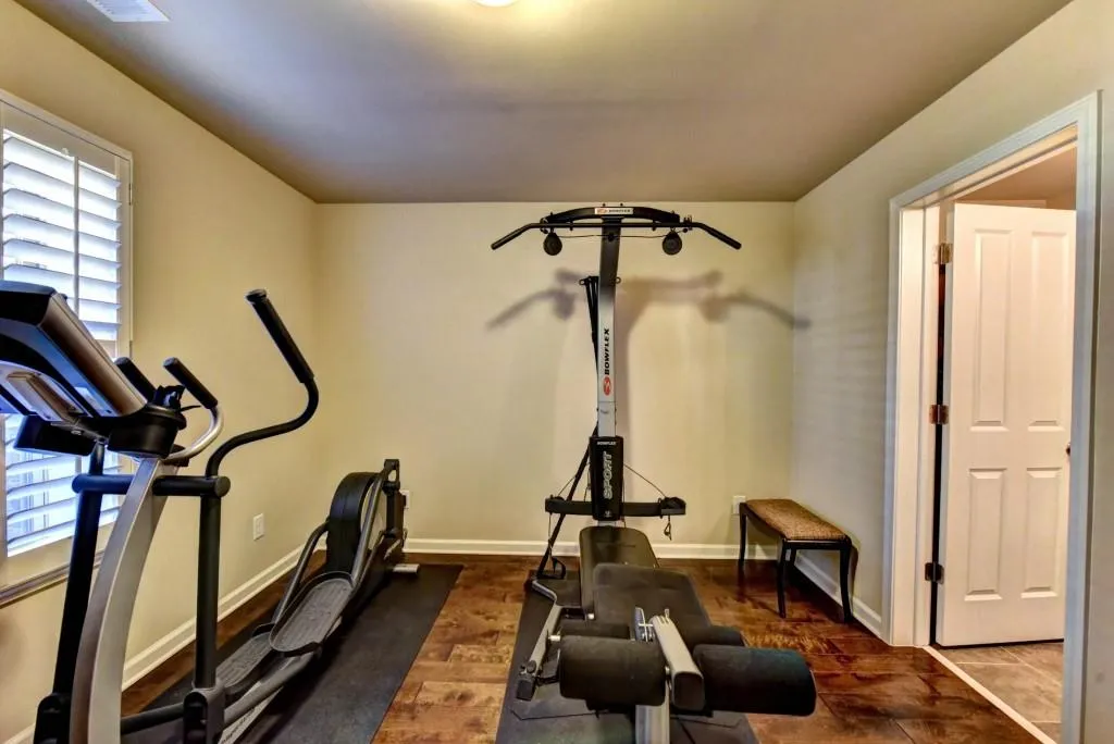 7295 Glisten Avenue, Sandy Springs, Georgia 30328, 3 Bedrooms Bedrooms, ,3 BathroomsBathrooms,Residential,Sold,7295 Glisten Avenue,5799864