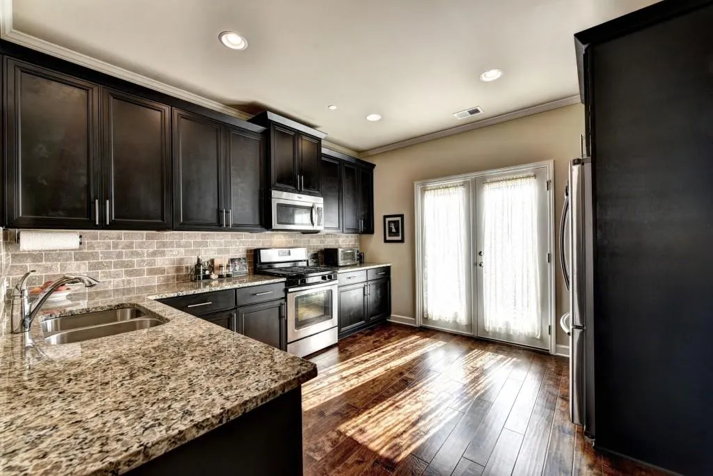 7295 Glisten Avenue, Sandy Springs, Georgia 30328, 3 Bedrooms Bedrooms, ,3 BathroomsBathrooms,Residential,Sold,7295 Glisten Avenue,5799864