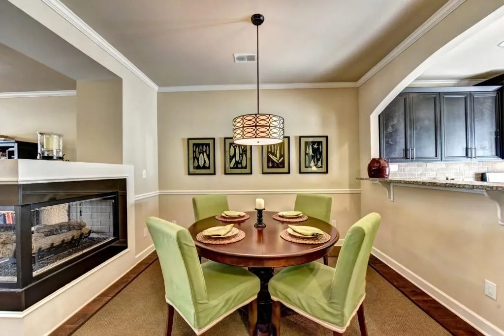 7295 Glisten Avenue, Sandy Springs, Georgia 30328, 3 Bedrooms Bedrooms, ,3 BathroomsBathrooms,Residential,Sold,7295 Glisten Avenue,5799864