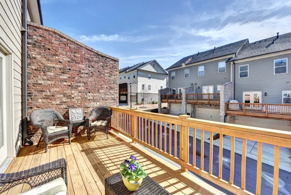 7295 Glisten Avenue, Sandy Springs, Georgia 30328, 3 Bedrooms Bedrooms, ,3 BathroomsBathrooms,Residential,Sold,7295 Glisten Avenue,5799864