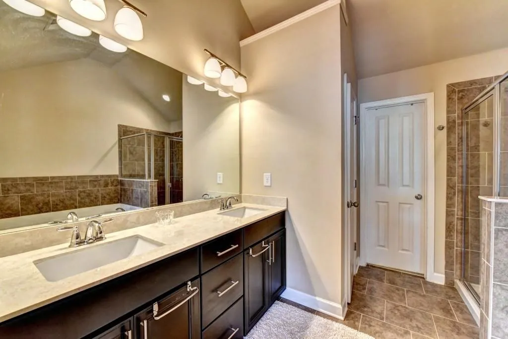 7295 Glisten Avenue, Sandy Springs, Georgia 30328, 3 Bedrooms Bedrooms, ,3 BathroomsBathrooms,Residential,Sold,7295 Glisten Avenue,5799864
