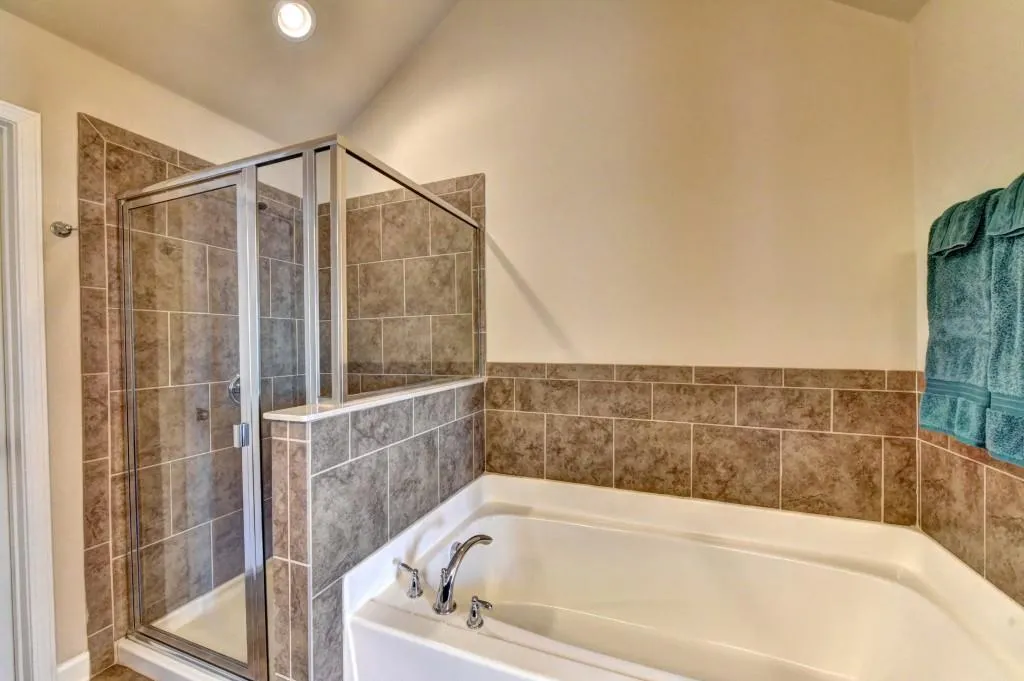 7295 Glisten Avenue, Sandy Springs, Georgia 30328, 3 Bedrooms Bedrooms, ,3 BathroomsBathrooms,Residential,Sold,7295 Glisten Avenue,5799864