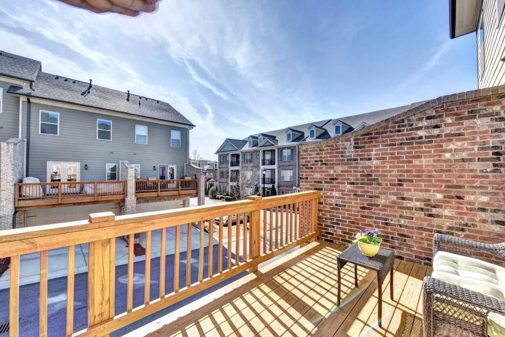 7295 Glisten Avenue, Sandy Springs, Georgia 30328, 3 Bedrooms Bedrooms, ,3 BathroomsBathrooms,Residential,Sold,7295 Glisten Avenue,5799864