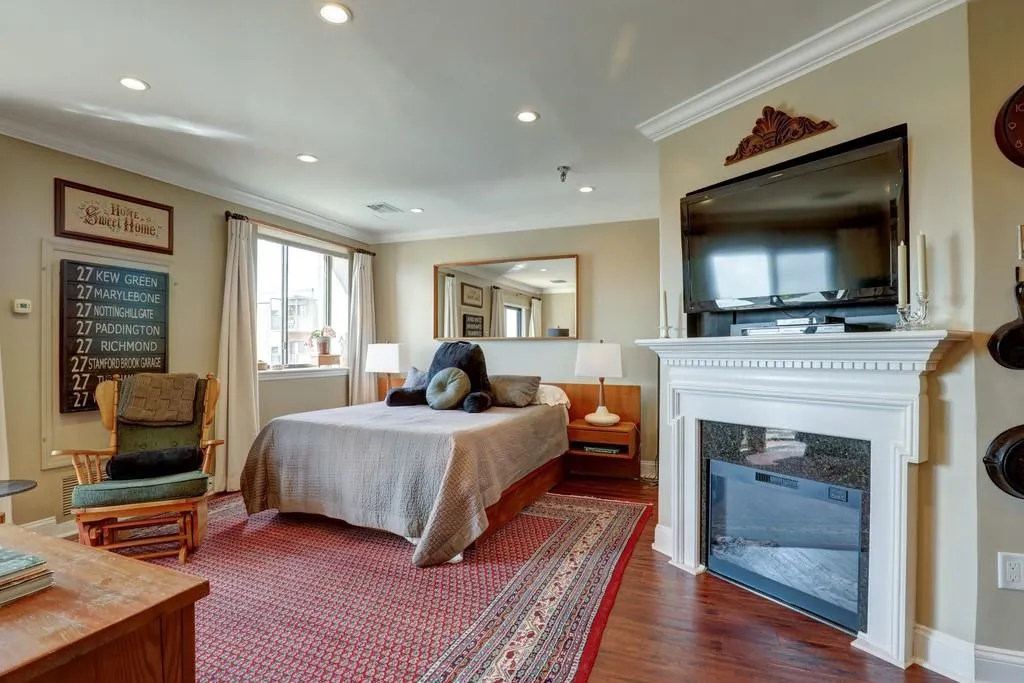 300 Johnson Ferry Road Unit A906, Sandy Springs, Georgia 30328, 1 Bedroom Bedrooms, ,1 BathroomBathrooms,Residential,Sold,300 Johnson Ferry Road Unit A906,6800309