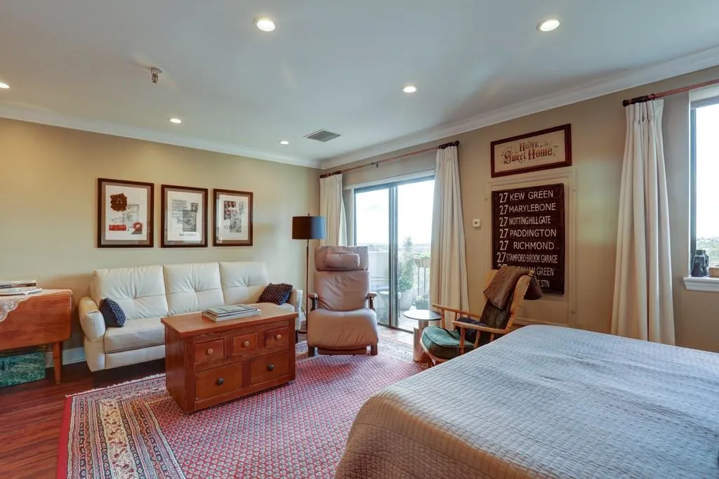 300 Johnson Ferry Road Unit A906, Sandy Springs, Georgia 30328, 1 Bedroom Bedrooms, ,1 BathroomBathrooms,Residential,Sold,300 Johnson Ferry Road Unit A906,6800309