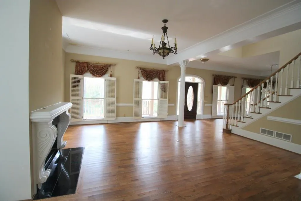 190 Spalding Creek Court, Sandy Springs, Georgia 30350, 4 Bedrooms Bedrooms, ,3 BathroomsBathrooms,Residential,Sold,190 Spalding Creek Court,5930322