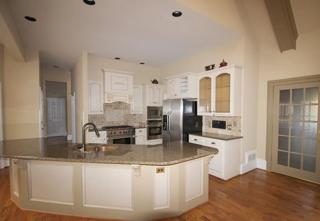 190 Spalding Creek Court, Sandy Springs, Georgia 30350, 4 Bedrooms Bedrooms, ,3 BathroomsBathrooms,Residential,Sold,190 Spalding Creek Court,5930322
