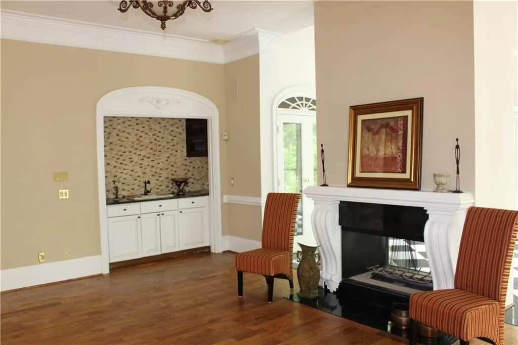 190 Spalding Creek Court, Sandy Springs, Georgia 30350, 4 Bedrooms Bedrooms, ,3 BathroomsBathrooms,Residential,Sold,190 Spalding Creek Court,5930322