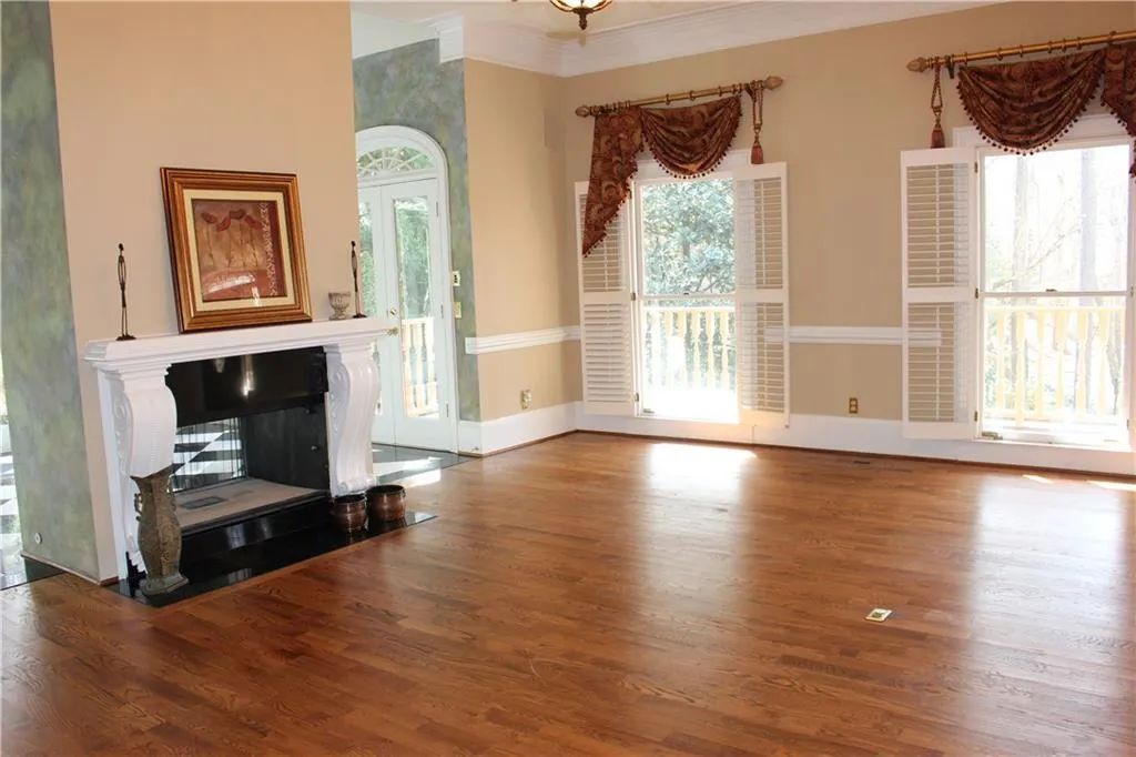 190 Spalding Creek Court, Sandy Springs, Georgia 30350, 4 Bedrooms Bedrooms, ,3 BathroomsBathrooms,Residential,Sold,190 Spalding Creek Court,5930322