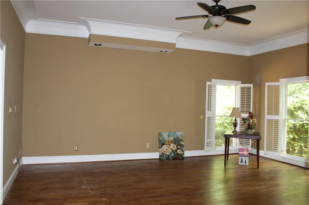 190 Spalding Creek Court, Sandy Springs, Georgia 30350, 4 Bedrooms Bedrooms, ,3 BathroomsBathrooms,Residential,Sold,190 Spalding Creek Court,5930322