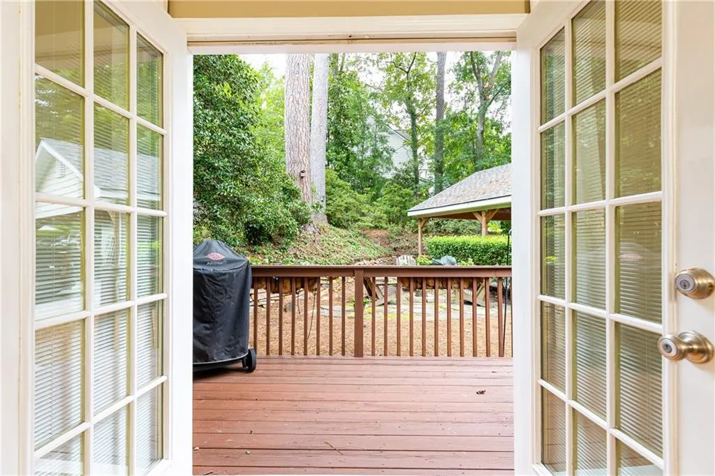 1666 Wayland Circle Ne, Atlanta, Georgia 30319, 3 Bedrooms Bedrooms, ,2 BathroomsBathrooms,Residential,For Sale,1666 Wayland Circle Ne,7627583