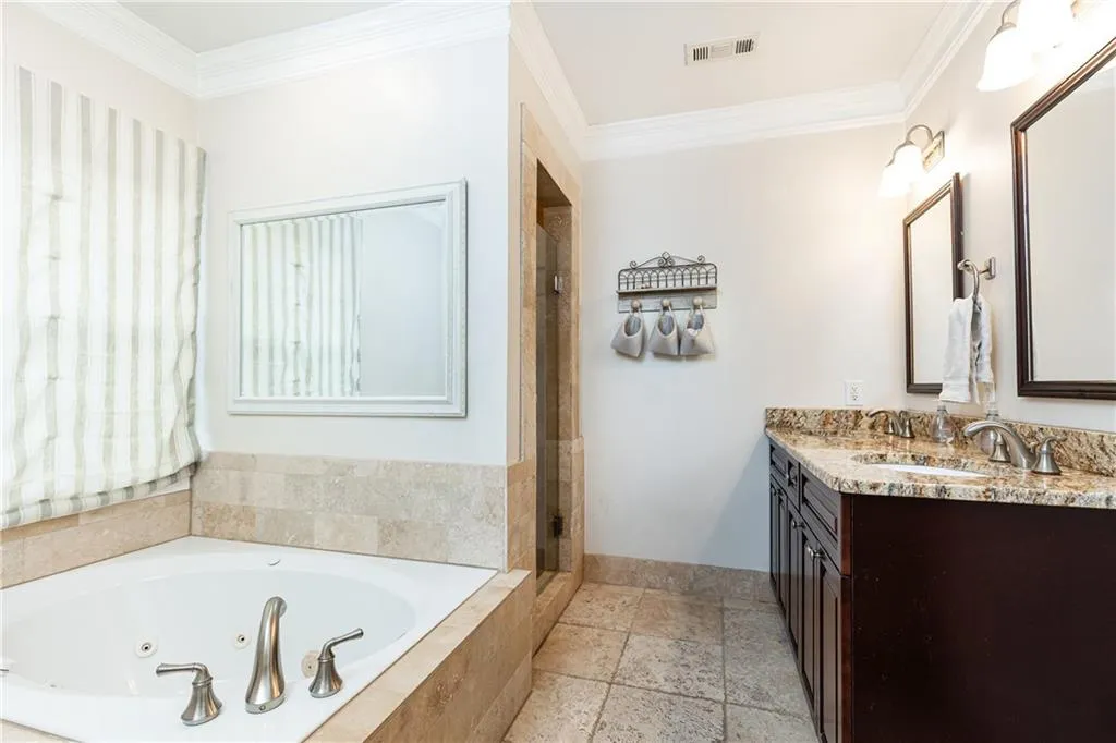 1666 Wayland Circle Ne, Atlanta, Georgia 30319, 3 Bedrooms Bedrooms, ,2 BathroomsBathrooms,Residential,For Sale,1666 Wayland Circle Ne,7627583