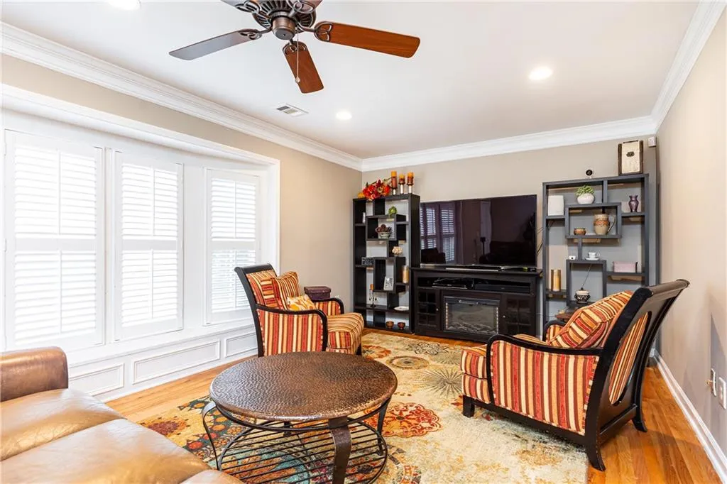 1666 Wayland Circle Ne, Atlanta, Georgia 30319, 3 Bedrooms Bedrooms, ,2 BathroomsBathrooms,Residential,For Sale,1666 Wayland Circle Ne,7627583