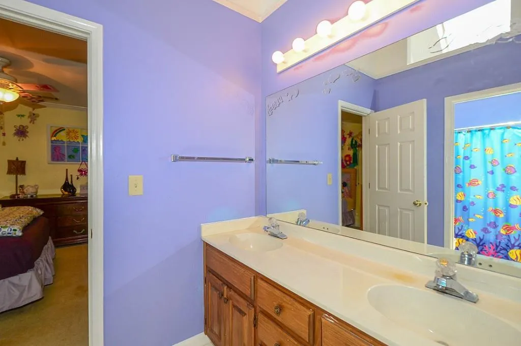 110 Knightsridge Court, Sandy Springs, Georgia 30350, 4 Bedrooms Bedrooms, ,4 BathroomsBathrooms,Residential,Sold,110 Knightsridge Court,5571162