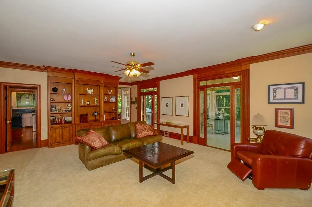 110 Knightsridge Court, Sandy Springs, Georgia 30350, 4 Bedrooms Bedrooms, ,4 BathroomsBathrooms,Residential,Sold,110 Knightsridge Court,5571162