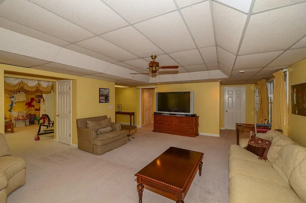 110 Knightsridge Court, Sandy Springs, Georgia 30350, 4 Bedrooms Bedrooms, ,4 BathroomsBathrooms,Residential,Sold,110 Knightsridge Court,5571162