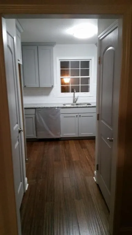 6700 Roswell Road Unit 21d, Sandy Springs, Georgia 30328, 2 Bedrooms Bedrooms, ,1 BathroomBathrooms,Residential,Sold,6700 Roswell Road Unit 21d,5689791