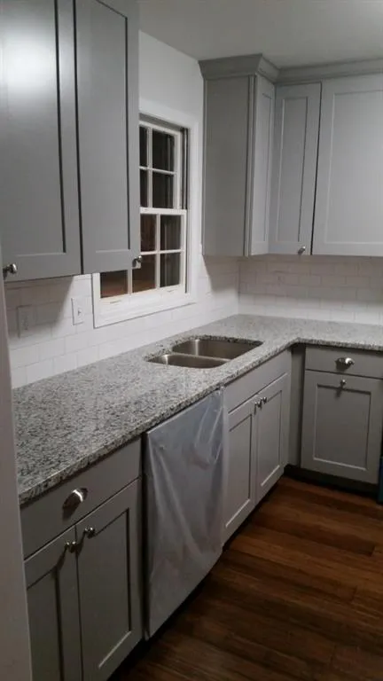 6700 Roswell Road Unit 21d, Sandy Springs, Georgia 30328, 2 Bedrooms Bedrooms, ,1 BathroomBathrooms,Residential,Sold,6700 Roswell Road Unit 21d,5689791