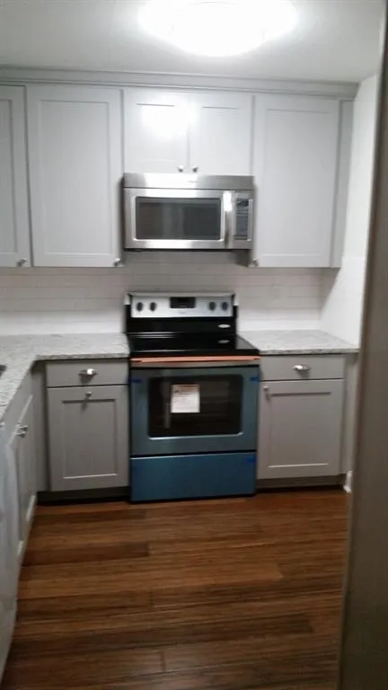 6700 Roswell Road Unit 21d, Sandy Springs, Georgia 30328, 2 Bedrooms Bedrooms, ,1 BathroomBathrooms,Residential,Sold,6700 Roswell Road Unit 21d,5689791