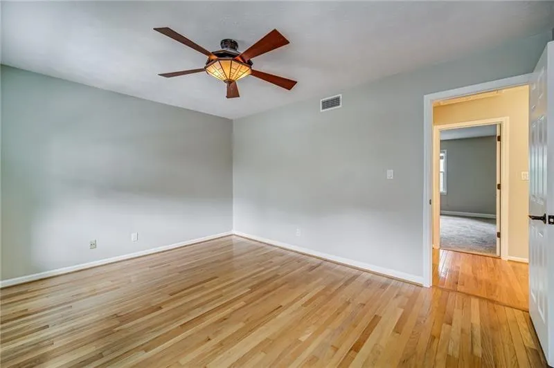 6700 Roswell Road Unit 21h, Atlanta, Georgia 30328, 2 Bedrooms Bedrooms, ,1 BathroomBathrooms,Residential,Sold,6700 Roswell Road Unit 21h,6735834