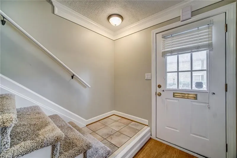 6700 Roswell Road Unit 21h, Atlanta, Georgia 30328, 2 Bedrooms Bedrooms, ,1 BathroomBathrooms,Residential,Sold,6700 Roswell Road Unit 21h,6735834