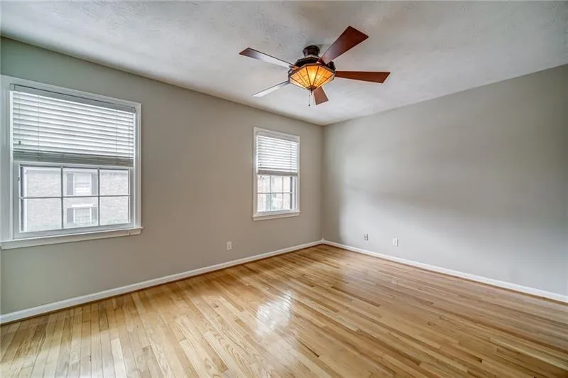 6700 Roswell Road Unit 21h, Atlanta, Georgia 30328, 2 Bedrooms Bedrooms, ,1 BathroomBathrooms,Residential,Sold,6700 Roswell Road Unit 21h,6735834