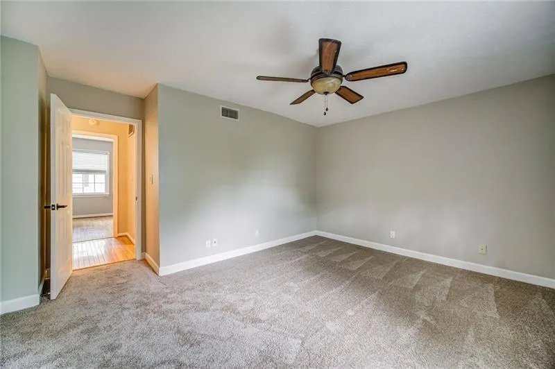 6700 Roswell Road Unit 21h, Atlanta, Georgia 30328, 2 Bedrooms Bedrooms, ,1 BathroomBathrooms,Residential,Sold,6700 Roswell Road Unit 21h,6735834