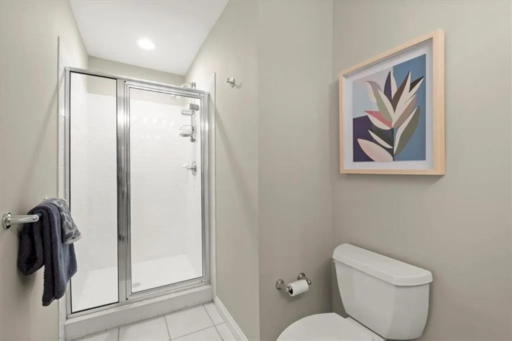 302 Crossing Valley Lane, Atlanta, Georgia 30339, 4 Bedrooms Bedrooms, ,3 BathroomsBathrooms,Residential,Sold,302 Crossing Valley Lane,7215947