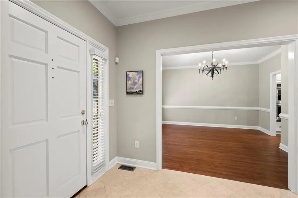 302 Crossing Valley Lane, Atlanta, Georgia 30339, 4 Bedrooms Bedrooms, ,3 BathroomsBathrooms,Residential,Sold,302 Crossing Valley Lane,7215947