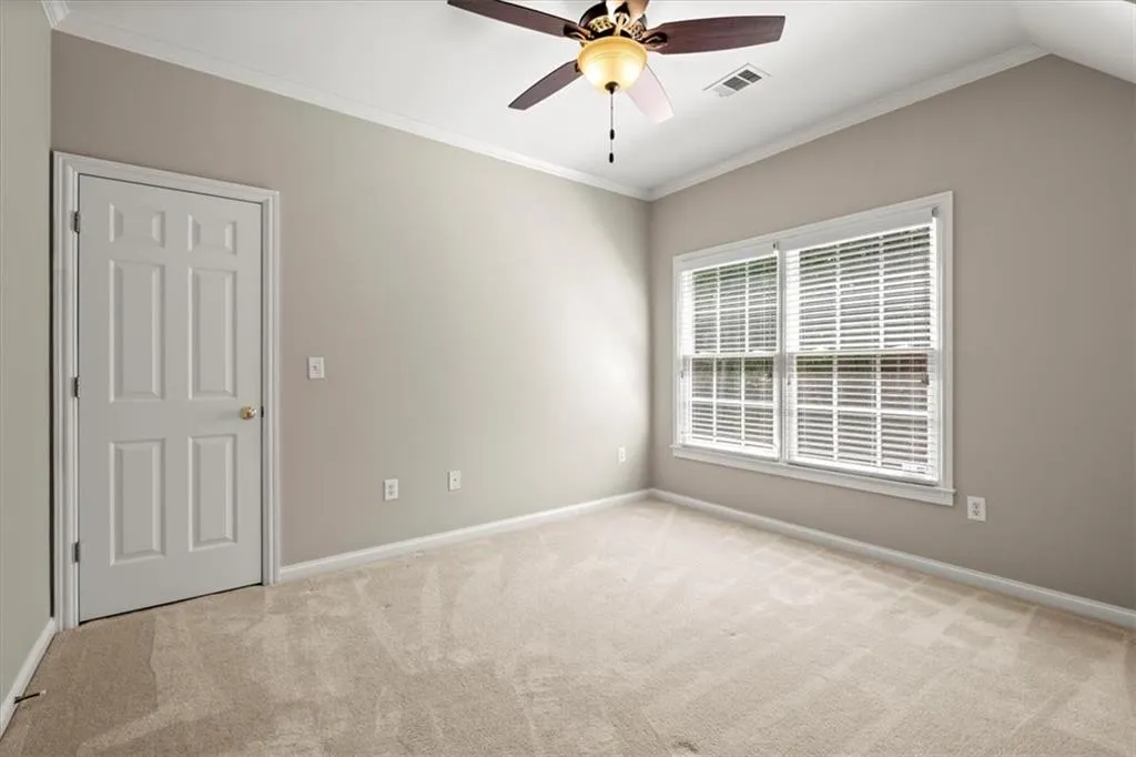 302 Crossing Valley Lane, Atlanta, Georgia 30339, 4 Bedrooms Bedrooms, ,3 BathroomsBathrooms,Residential,Sold,302 Crossing Valley Lane,7215947