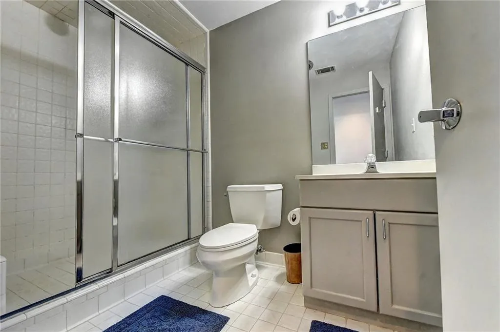 1565 Masters Club Drive, Sandy Springs, Georgia 30350, 5 Bedrooms Bedrooms, ,4 BathroomsBathrooms,Residential,Sold,1565 Masters Club Drive,6509461