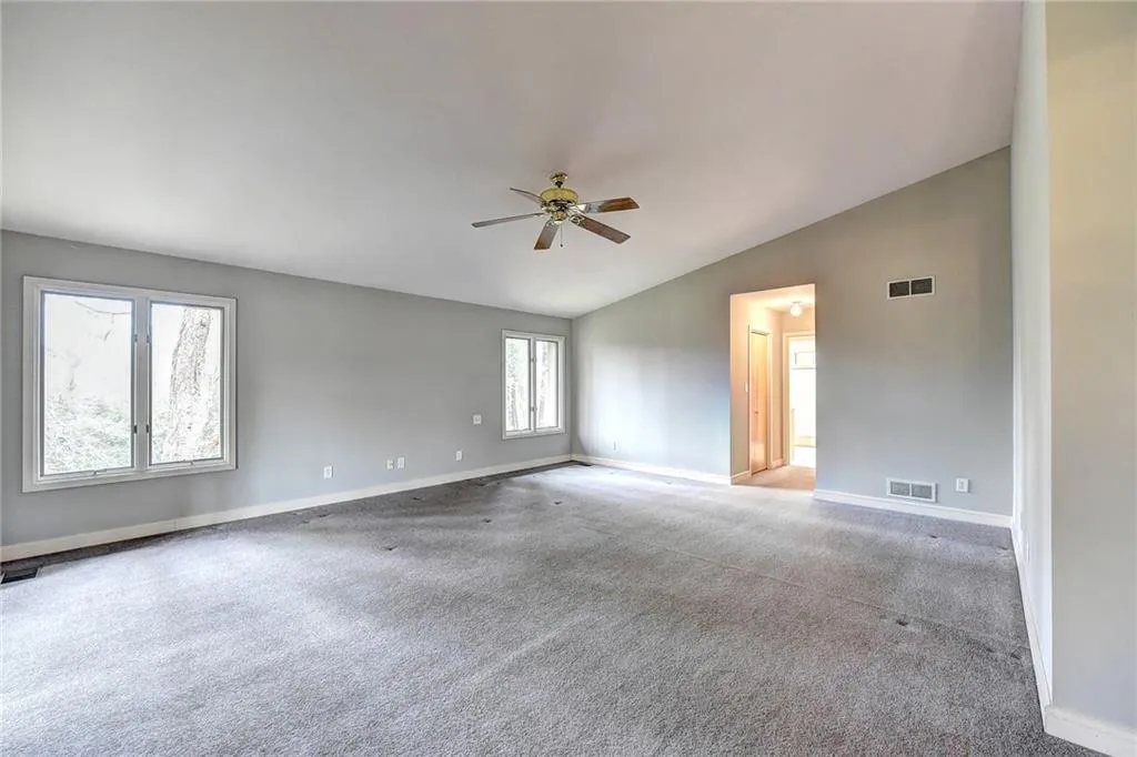 1565 Masters Club Drive, Sandy Springs, Georgia 30350, 5 Bedrooms Bedrooms, ,4 BathroomsBathrooms,Residential,Sold,1565 Masters Club Drive,6509461