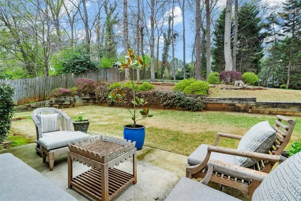 720 E Powderhorn Road Ne, Atlanta, Georgia 30342, 3 Bedrooms Bedrooms, ,2 BathroomsBathrooms,Residential,Sold,720 E Powderhorn Road Ne,7185468