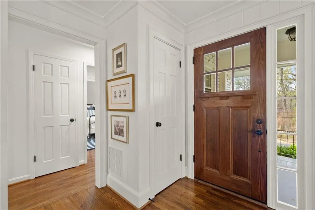 720 E Powderhorn Road Ne, Atlanta, Georgia 30342, 3 Bedrooms Bedrooms, ,2 BathroomsBathrooms,Residential,Sold,720 E Powderhorn Road Ne,7185468