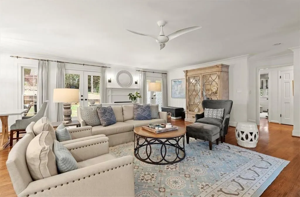 720 E Powderhorn Road Ne, Atlanta, Georgia 30342, 3 Bedrooms Bedrooms, ,2 BathroomsBathrooms,Residential,Sold,720 E Powderhorn Road Ne,7185468