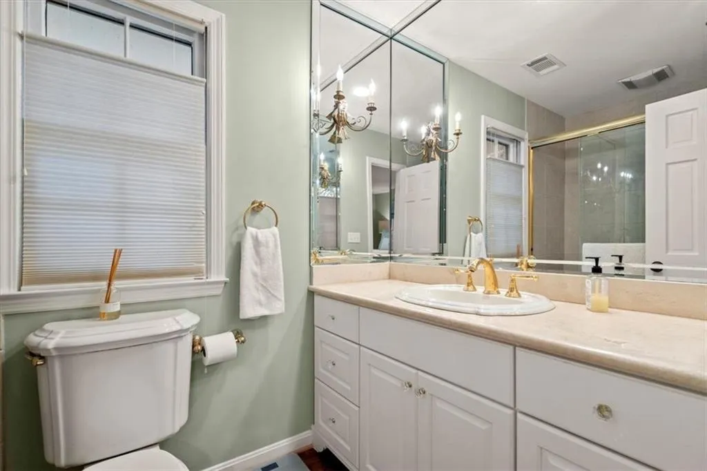 720 E Powderhorn Road Ne, Atlanta, Georgia 30342, 3 Bedrooms Bedrooms, ,2 BathroomsBathrooms,Residential,Sold,720 E Powderhorn Road Ne,7185468