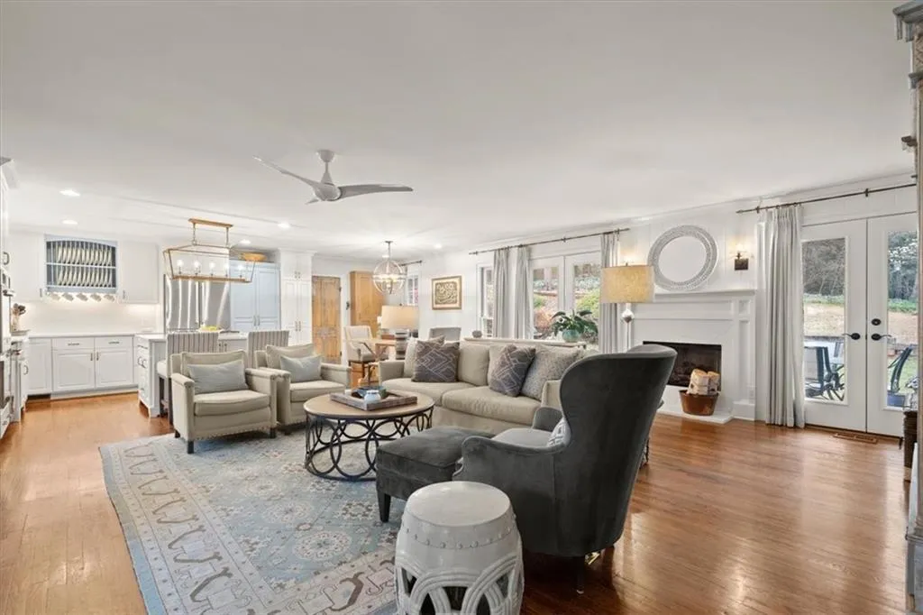 720 E Powderhorn Road Ne, Atlanta, Georgia 30342, 3 Bedrooms Bedrooms, ,2 BathroomsBathrooms,Residential,Sold,720 E Powderhorn Road Ne,7185468